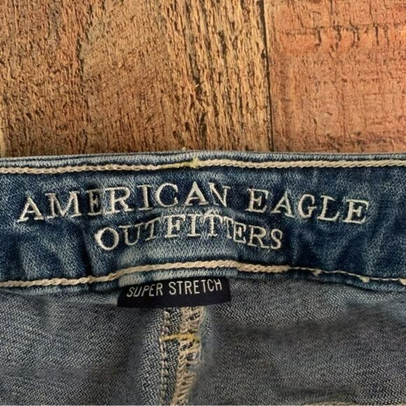 American Eagle Jegging Ankle super stretch  distressed jeans size 6 - Picture 5 of 9